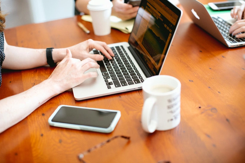 Free business applications and licensed versions